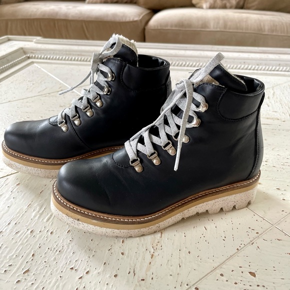 Montelliana Boots 7 - Picture 4 of 8